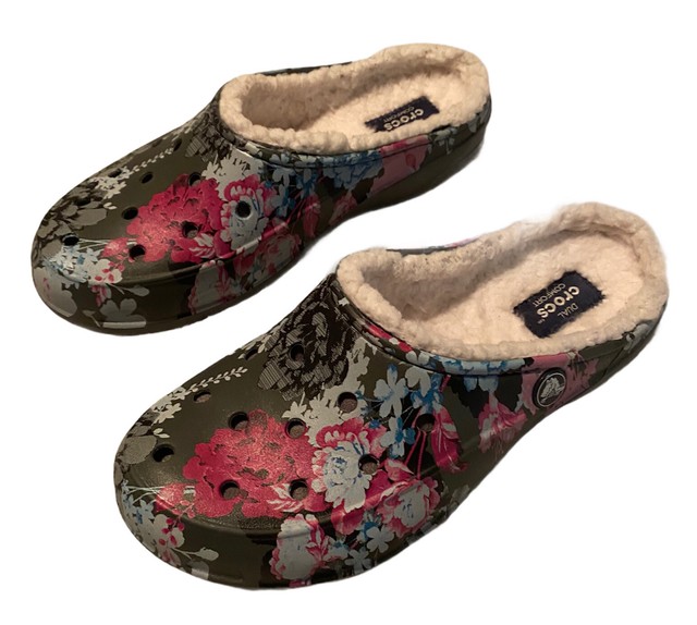 crocs mercy work clog