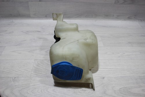 Wischwasserbehälter mit Pumpe 1J0955453B VW Golf IV Bj,00