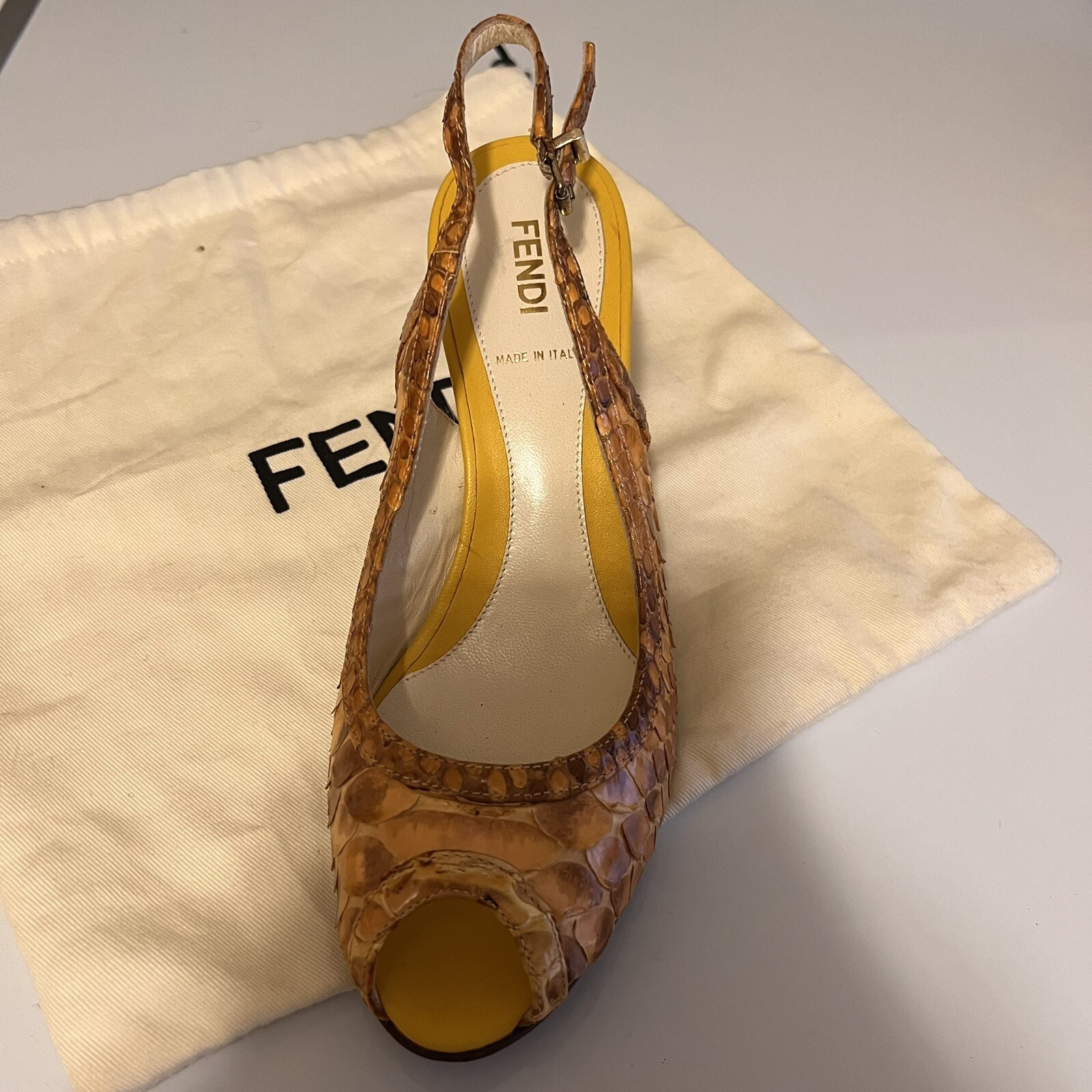 FENDI YELLOW PYTHON LEATHER PLATFORM HEELS SIZE 37 - image 7