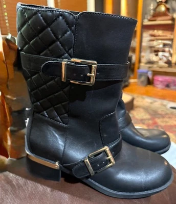 Vince Camuto boots size 6 1/2 Black with side zipper - Image 1 of 4