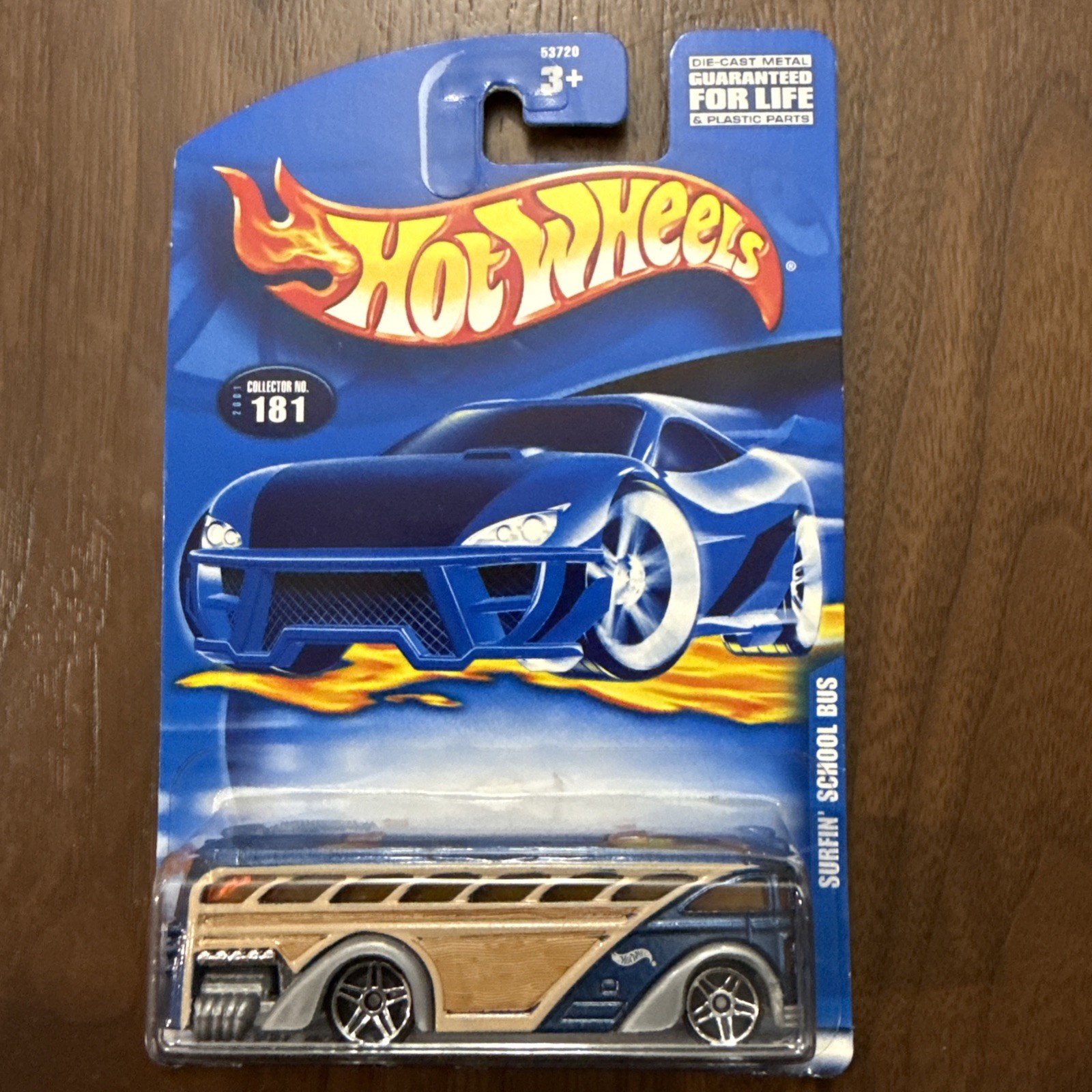 Hot Wheels 2000 Surfin' School Bus 181
