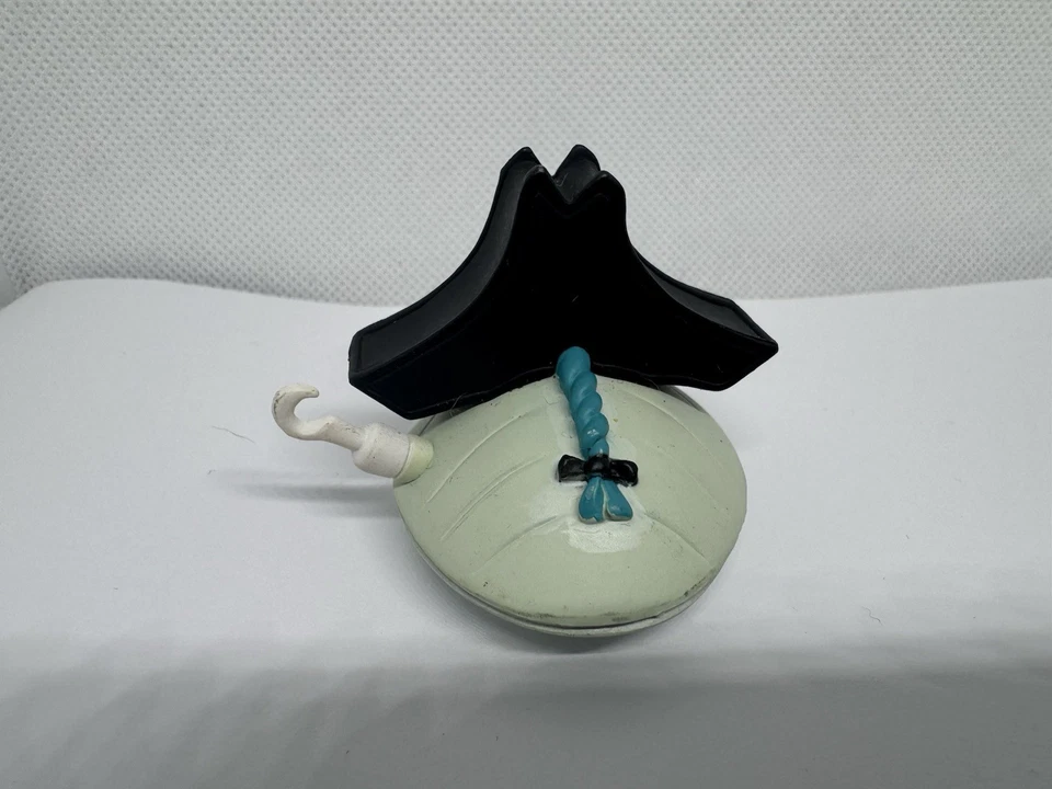 Kidrobot Frank Kozik Smorkin Mongers Pirate Clam Captain Blood Vinyl Figure Only - Image 2 of 3