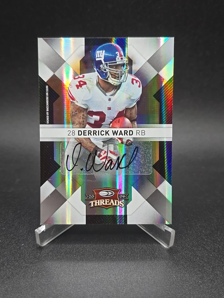 2009 Donruss Threads #93 Derrick Ward Auto Card Holofoil #/30 Autograph Giants - Image 2 of 4