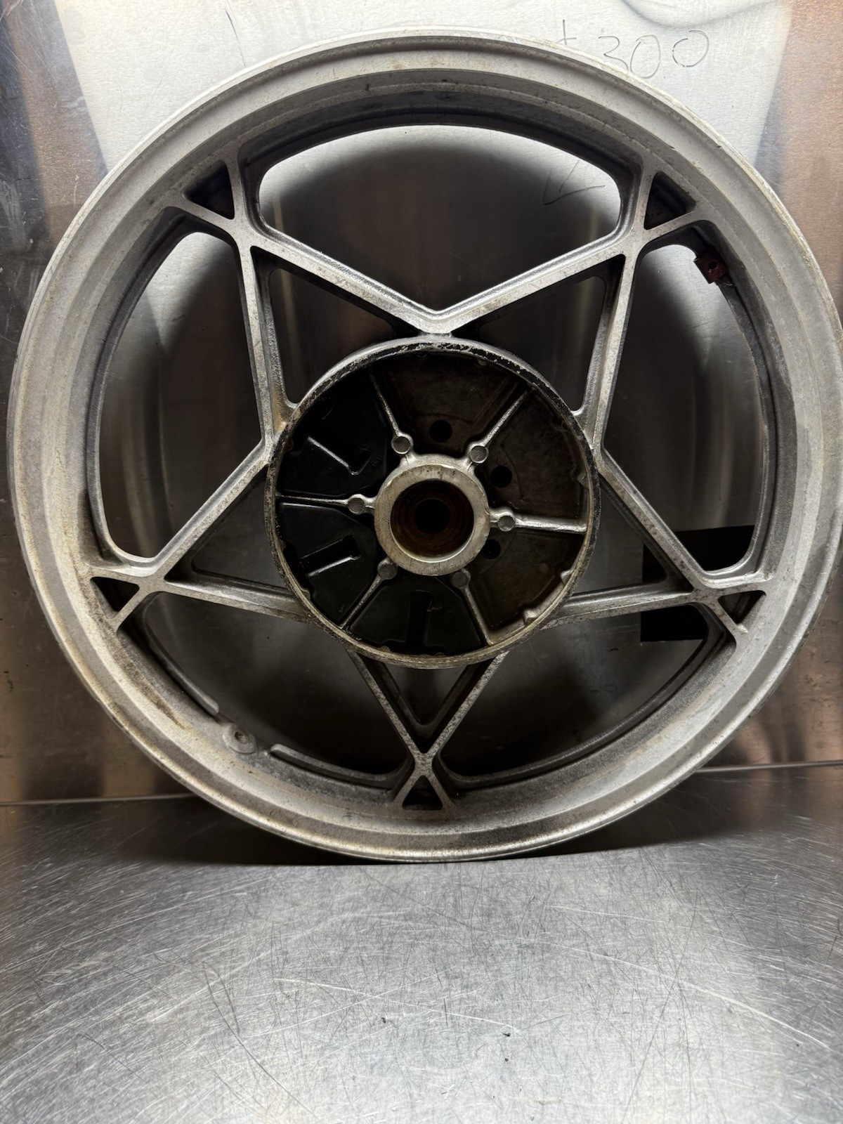 Suzuki GS1100 GS 1100 Wheel OEM genuine Rear Rim Mag Genuine Part