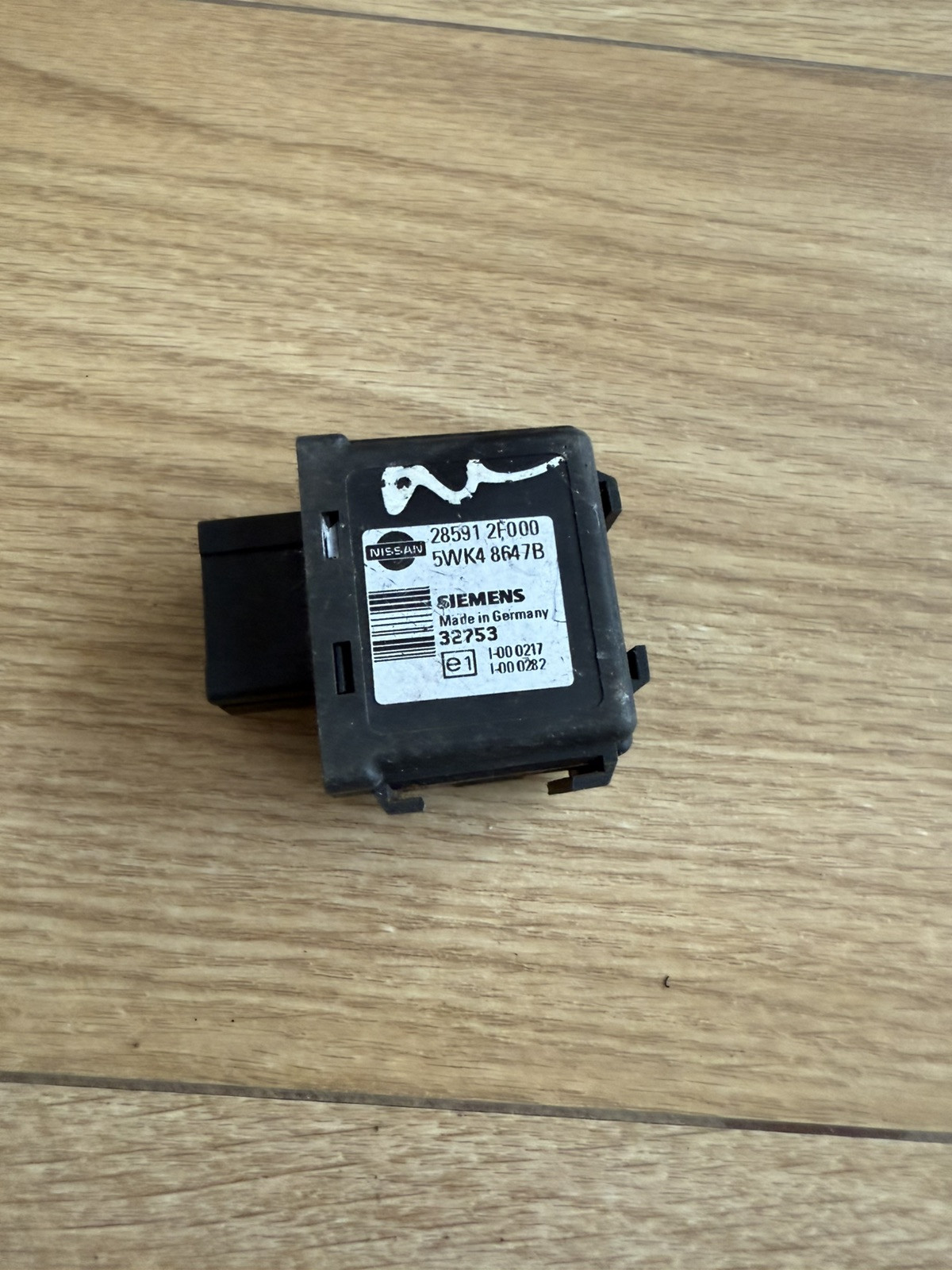 Nissan Almera Primera Juke Navara Immobiliser Control Module Unit Relay Oem