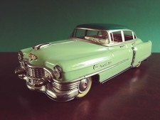 Scarce GAMA 300 Tin Friction Two-Tone Green Cadillac Tinplate