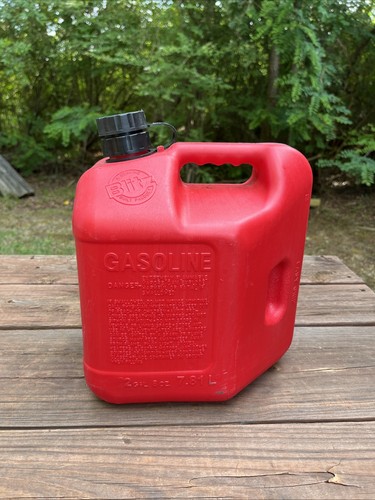 Pre-Ban Blitz 2 Gallon 8oz Gas Fuel Can With Vented Fixed Spout Model 21610 USA