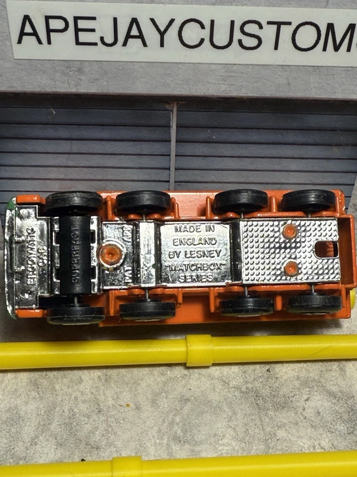 6 новых желтых труб для сверхбыстрого трубопровода грузовика Lesney Matchbox No 6 труб 10-D - Изображение 4 из 4