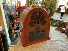 Crosley CR32CD Cathedral Retro Vintage Table Top Radio w/ CD Player WORKS