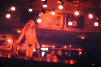 Pretty woman busty dancer on stage  candid 35mm Slide V8l7