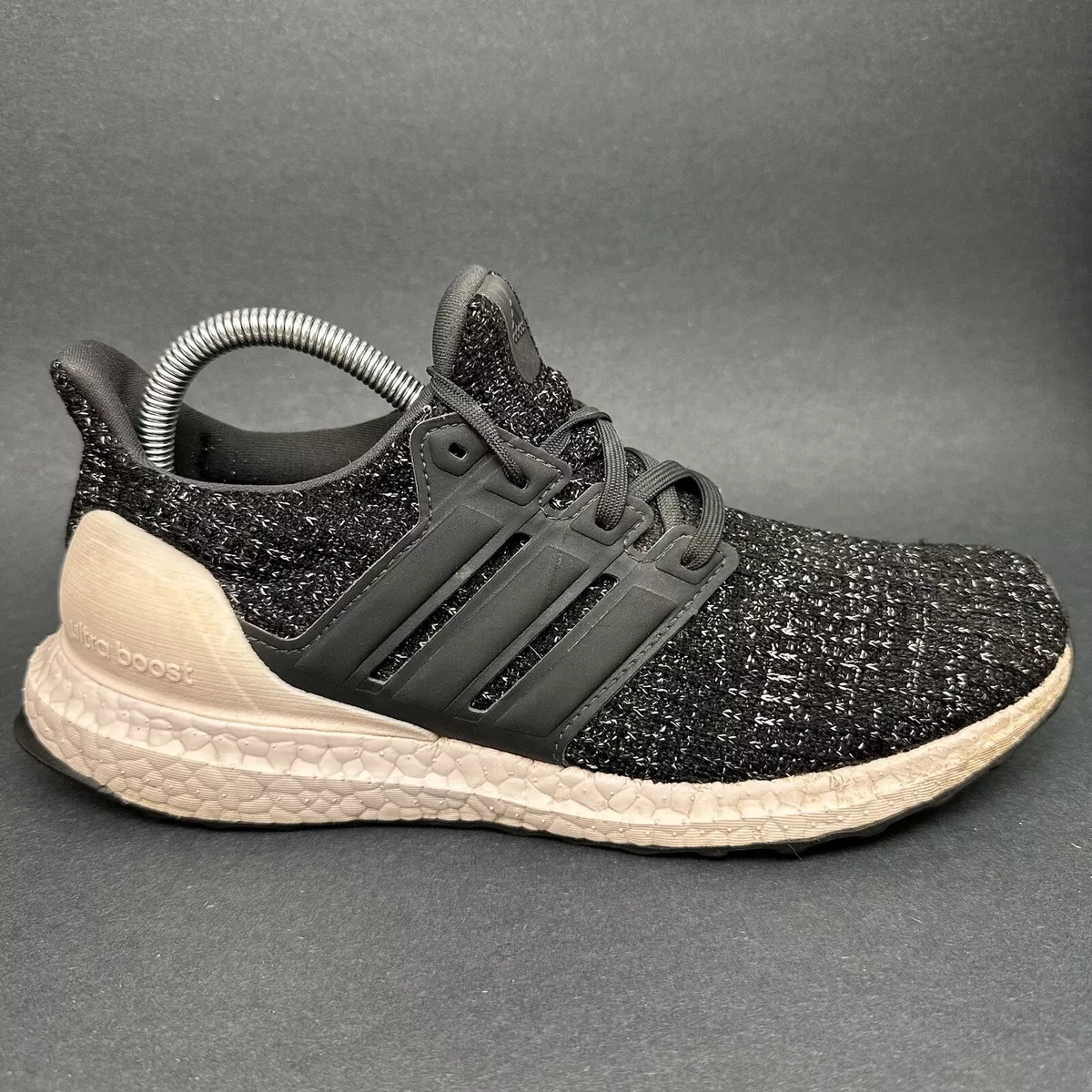 Db3210 adidas hotsell