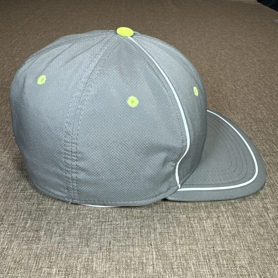 Gorra Under Armour para hombre L XL banda reflectante gris grafito amarillo Foto 4 de 4