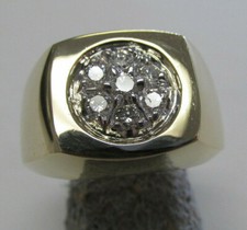 High Quality 14k Gold Men's 7 Diamond Diamond Ring size 10 Make Offer