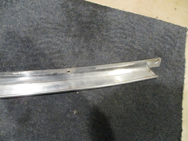 Ferrari 365, 400,400i, 412 - RH Rear Side Moulding - P/N 255-42-601-08
