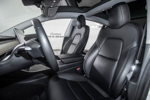 2018 Tesla Model 3 - Picture 16 of 40