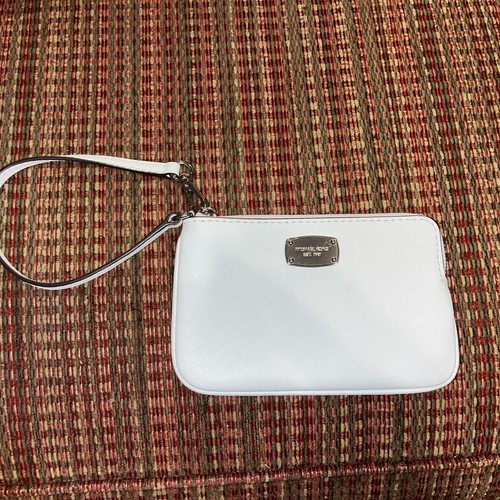 Michael Kors White Leather Small Wristlet Clutch Bag - Picture 2 of 15