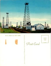 TEXAS OIL FIELD Postcard i392