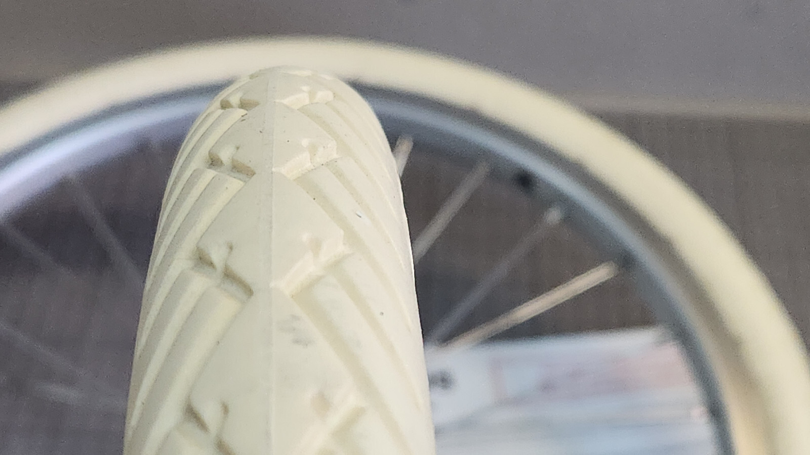 Brompton wheel set with 3 speed SRAM hub and Tannus Airless tyres inc