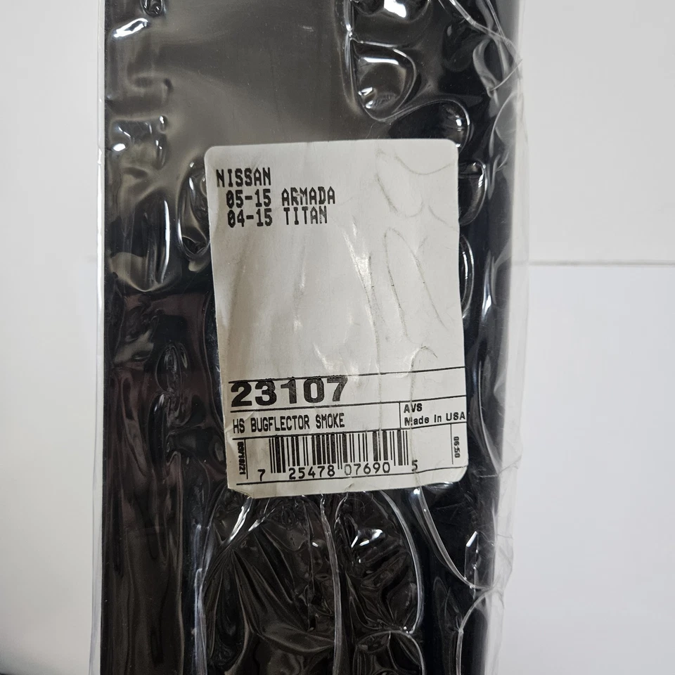 Protector de capó deflector de insectos AVS Smoke BugFlector 2004-2015 Nissan Titan Armada Foto 2 de 4