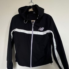 New Balance women  s Windbreaker Jacket Black White Hooded Mesh M Full Zip