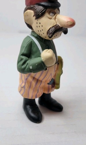 Palisades The Year Without a Santa Claus Dog Catcher 3" Figure (Light Wear) - Picture 5 of 11