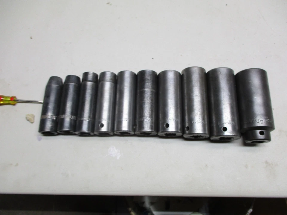 Lot 10pc,6 Snap-on, 1 MAC, 1 MATCO, 2 STANLEY 6pt Deep Impact 1/2" Socket Set - Image 2 of 4