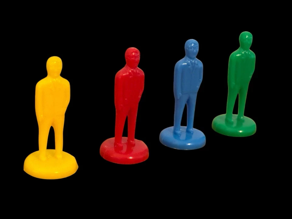 4 PIEZAS DE REPUESTO AGENTE SECRETO para juego James Bond Secret Agent 007 1964 usado en excelente estado Foto 2 de 4