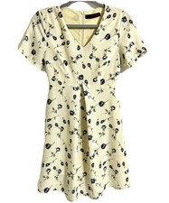Womens Floral Mini Dress Short Sleeves Belted V-Neck Size SMALL Sm Wardrobe