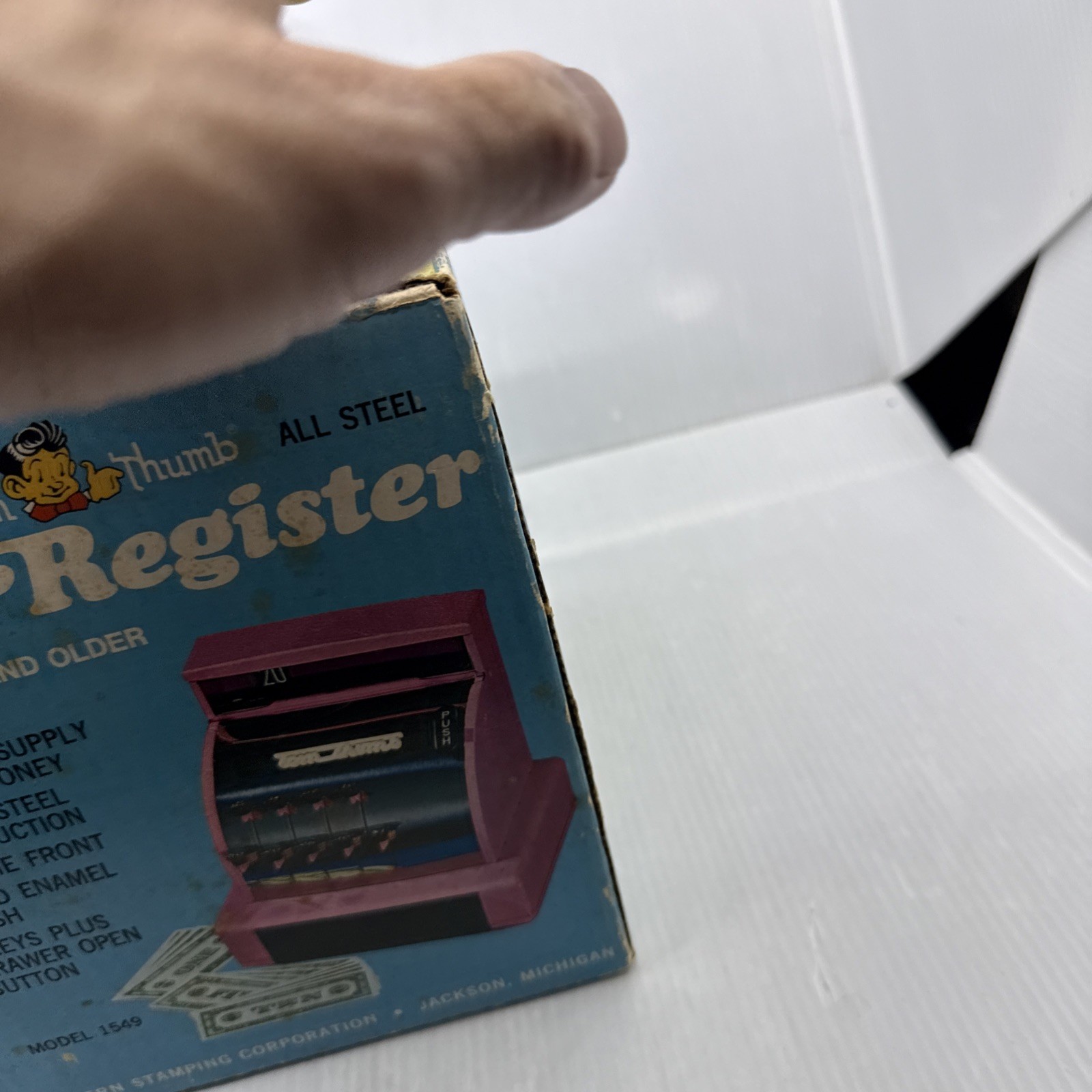 как выглядит Tom Thumb Pink Metal Cash Register 60s Western Stamping Co Model 1549 фото