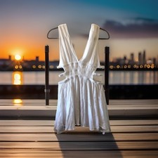 Windsor White Mini Dress/Swim Cover Women’s Sz Small Preowned