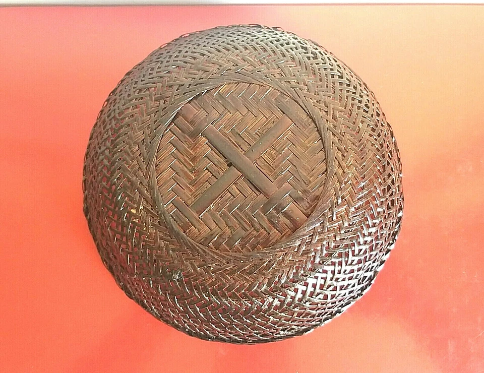 Cesto cestino rotondo, in vimini intrecciato colore marrone.Vintage - Immagine 4 di 4