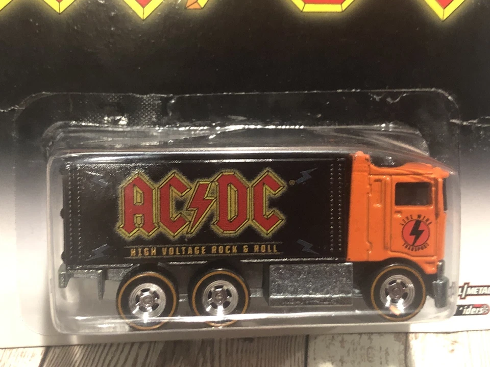 Camión de carretera Hot Wheels AC/DC de metal/metal Foto 2 de 4