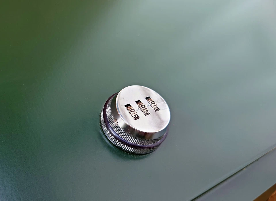 Lockable Metal Parcel Delivery Parcel Secure Container Courier Package Postbox - Image 4 of 4