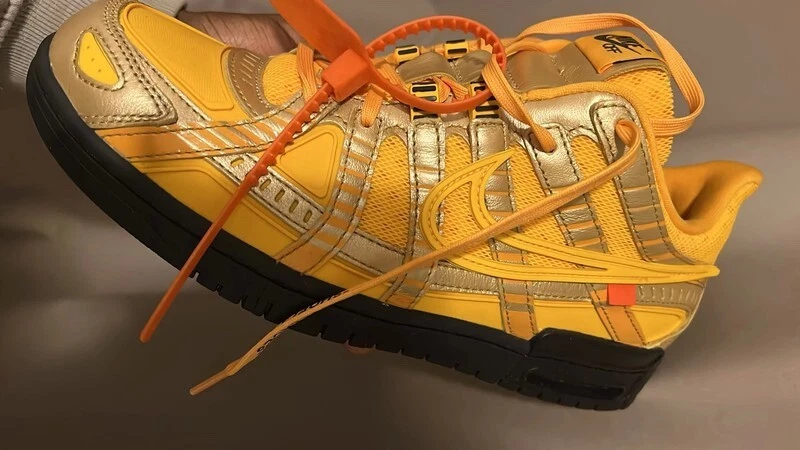 Nike Rubber Off White - pointure 43 - Photo 1/1
