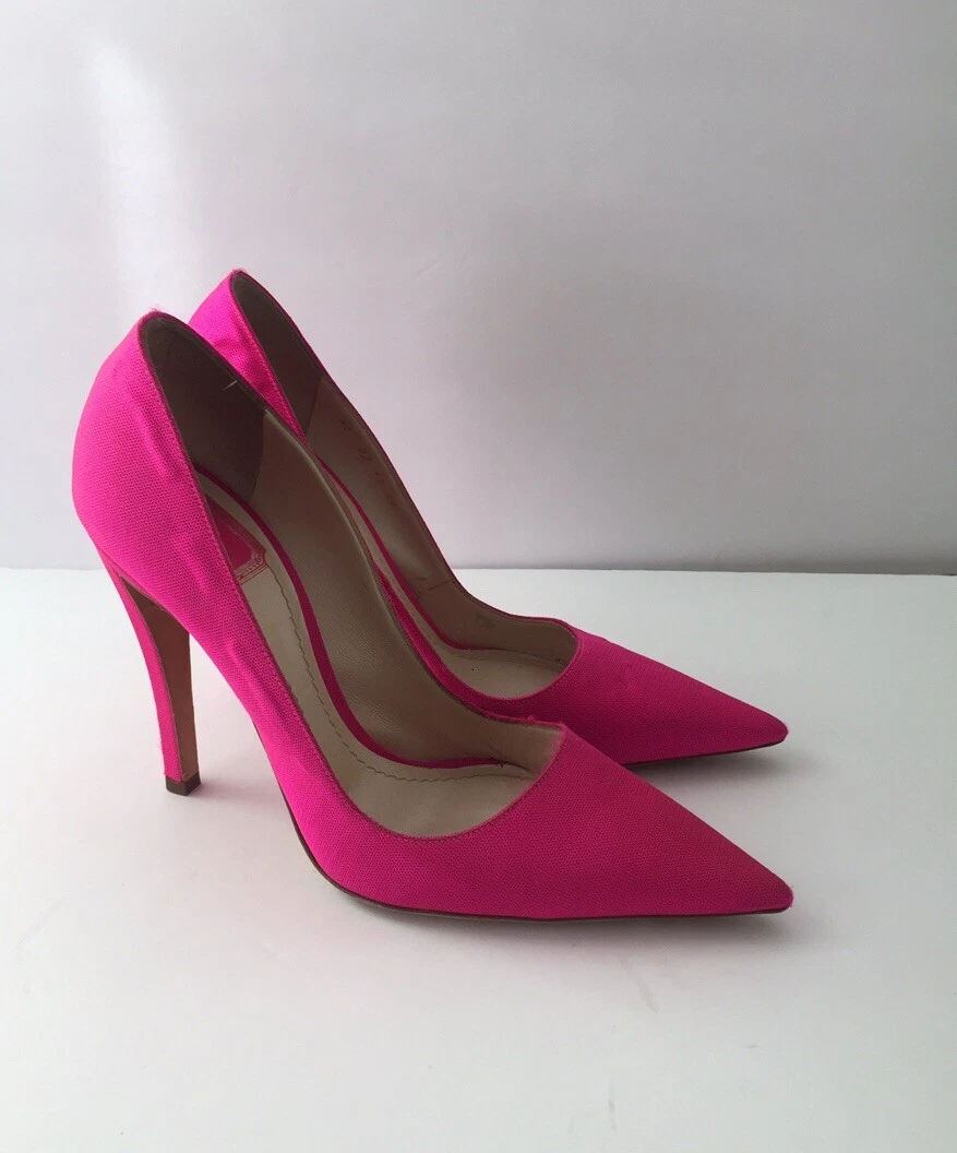 Hot pink satin pumps discount
