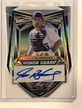 2023 Leaf Eclectic MLB HOF Ivan Rodriguez Auto SP Honor Guard Autograph #d /10