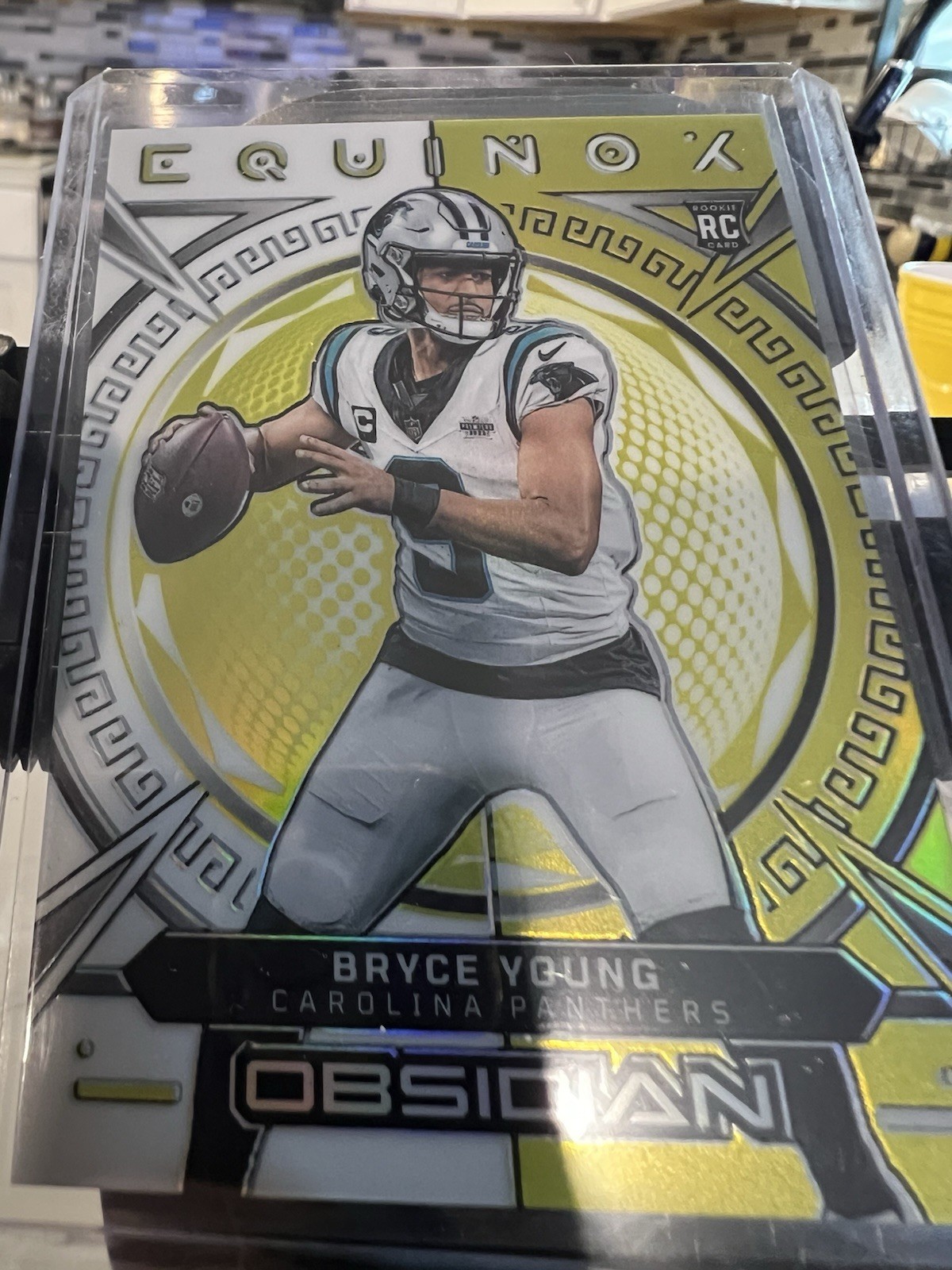 2023 Panini Obsidian - Orbital Bryce Young #4 /135 (RC) 10/10