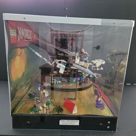 LEGO Ninjago 70748 Titanium Dragon & 70749 Enter the Serpent Store Display 2014