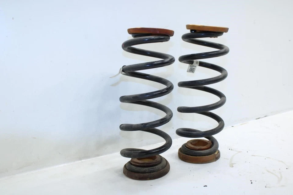 Par de muelles helicoidales de suspensión trasera derecha y derecha GMC Terrain Denali 18-24 AWD 84165208 Foto 4 de 4