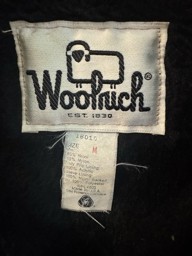 Vintage Woolrich Plaid Full Zip Up Jacket Size M Red Black Heavy Outdoors #16010 - Picture 6 of 11