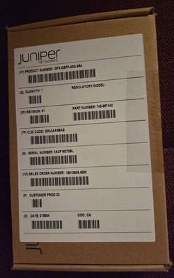 NEW Juniper 40GBASE QSFP+ transceiver module  QFX-QSFP-40G-SR4 740-067442
