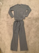 Comfrt Lounge set Gray Woman Small shirt Extra Small XS jogger pants relaxed PJ