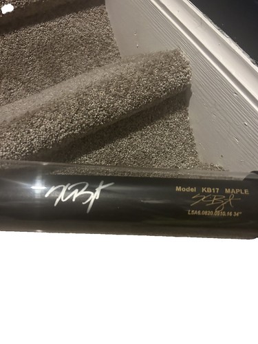 2026 Fanatics Authentic MLB Under Wraps AUTOGRAPHED BATS Vol 2/II