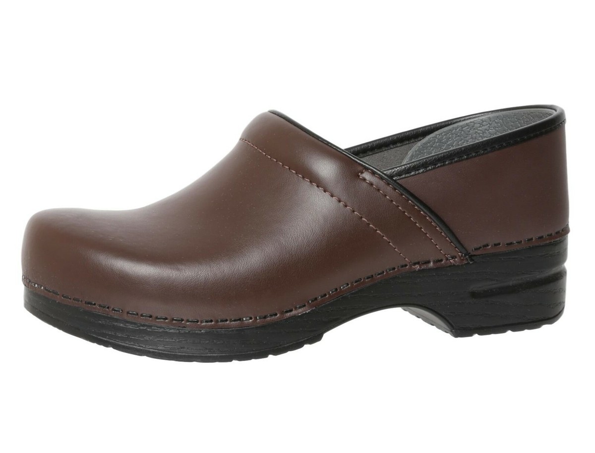 Dansko Professional Brown Leather Clogs Z1886* Size 11.5-12 US