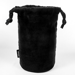 black fabric bolsa
