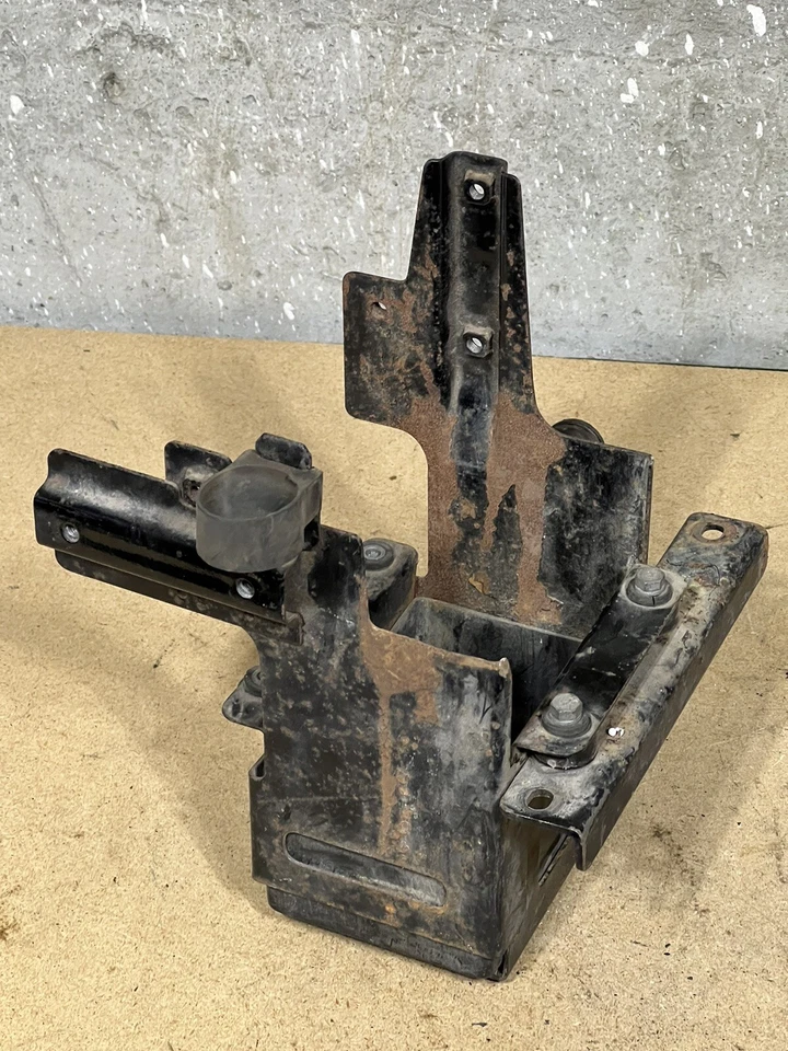 Kawasaki KZ1000 A1 A2 1977-1981 A3 A3A B MK2 Police LTD caja de batería soporte bandeja Foto 3 de 4