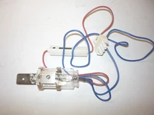 Perkin Elmer L6022728 ELP UV Lamp Complete for Lambda Deuterium  UNTESTED