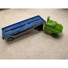 Hot Wheels VTG Fast Track Hauler Car 2005 Carrier Truck Green Blue Toy Vehicle