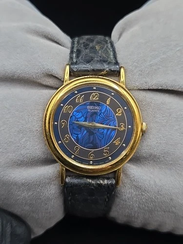 Seiko Vintage 26mm Blue Dial Gold Tone Quartz Womens Watch 1N00-0D59