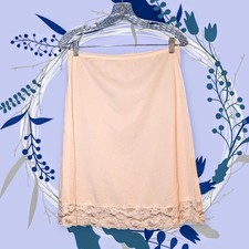 FORTUNE LINGERIE Ivory Nylon Half Slip Skirt FLORAL Lace Trim Women's Medium VTG